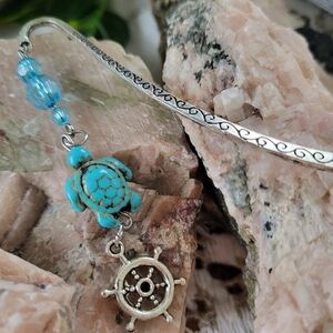 Turquoise Turtle Charm Silver Toned Bookmark